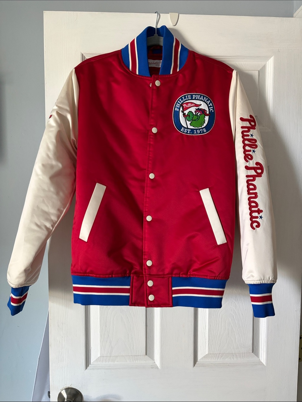 PHILLIES PHANATIC. Quilted Bomber Jacket